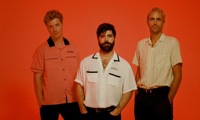 Foals Türkiye’de ilk kez 15 Ağustos’ta Zorlu PSM’de