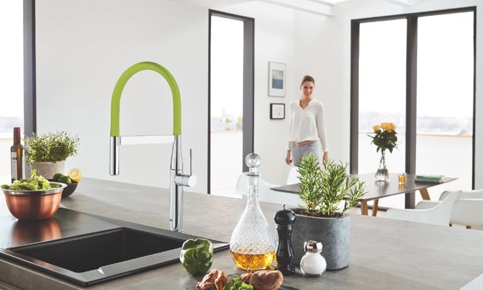 GROHE Essence Professional Batarya ile mutfaklarınız daha renkli, şık ve işlevsel