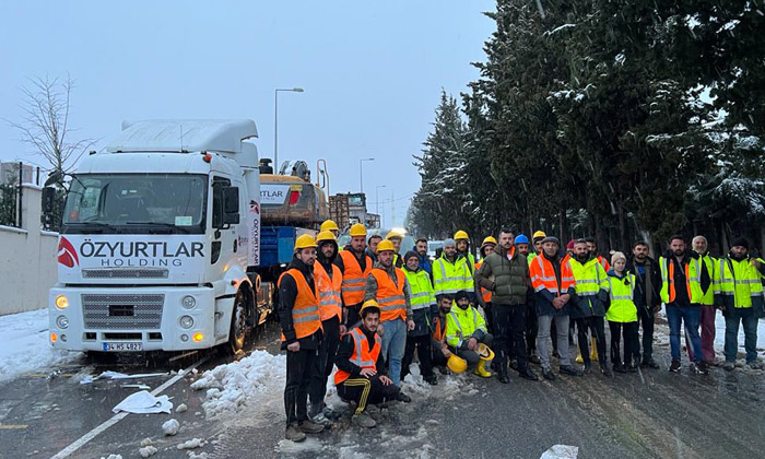 Özyurtlar Holding’in iş makineleri afet bölgesinde