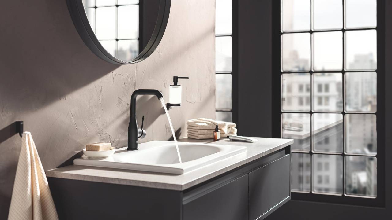 GROHE geniş renk yelpazesi ile kişisel banyo tasarımları sunuyor