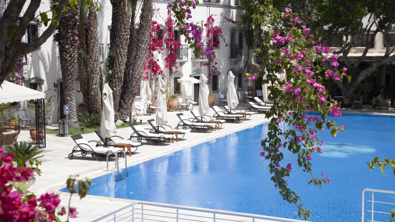 DoubleTree by Hilton Bodrum Marina Vista misafirlerini Bodrum’un kalbinde sarı yazı yaşamaya davet ediyor