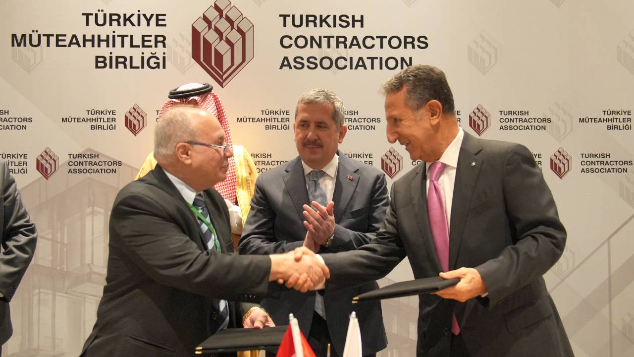 Türkiye Müteahhitler Birliği ile İslam Ülkeleri Müteahhitler Federasyonu Yönetim Kurulları Ortak Toplantısı Ankara’da gerçekleştirildi