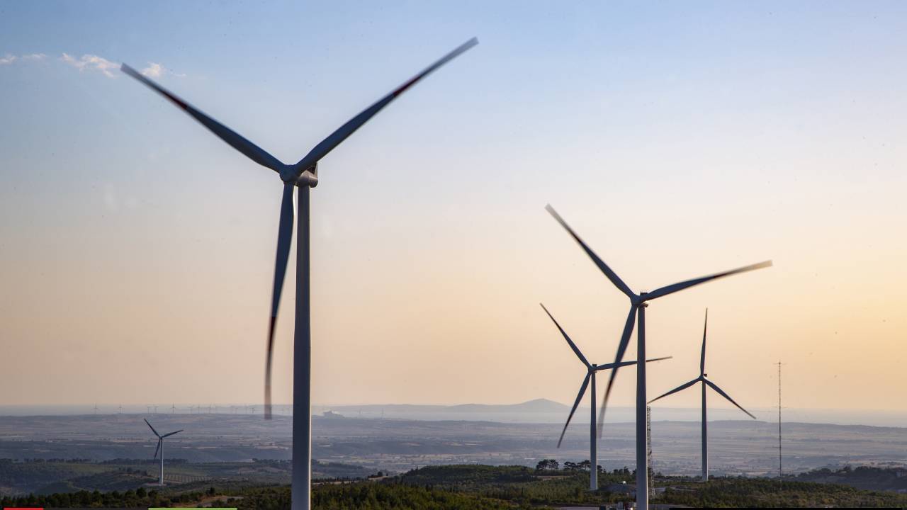 Akfen Yenilenebilir Enerji Yeni Yatırımlarla Kurulu Gücünü 860 MW’a çıkartıyor