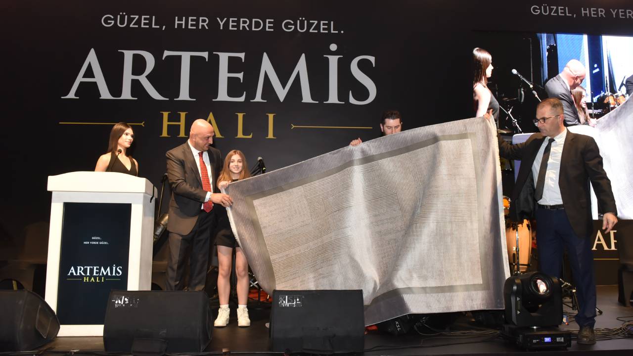 Artemis Halı Türkiye’nin dört bir yanından gelen bayileri ile buluştu
