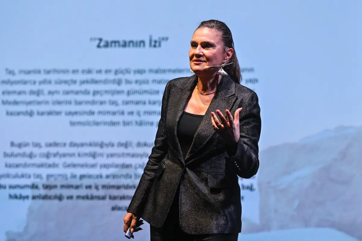 Zamanla Değerlenen Taşın Hikayesi